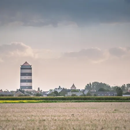 Cocoon With Parking By Interhome