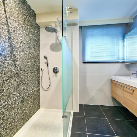 Cocoon With Parking By Interhome * ブレーデネ